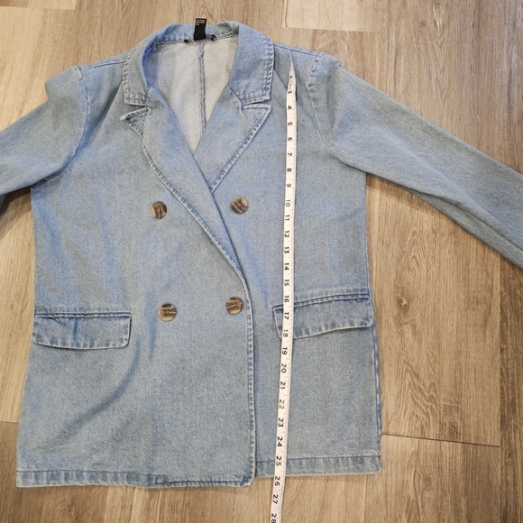 Forever 21 Double-Breasted Light Blue Jean Jacket - Picture 5 of 8